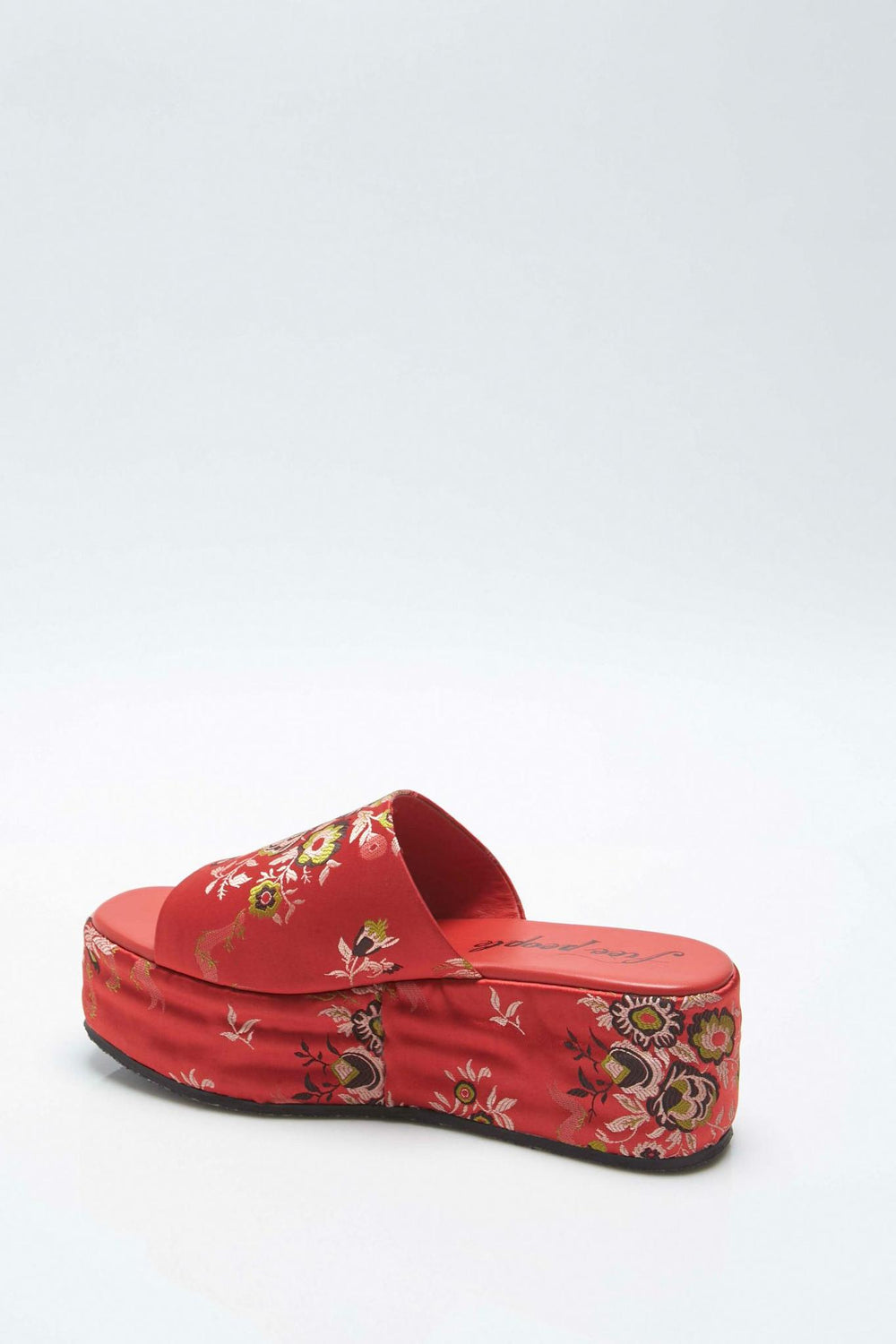 Harbor Brocade Platform