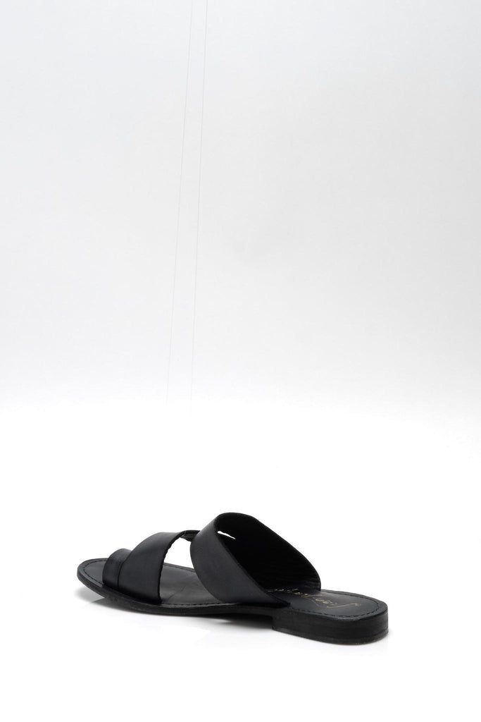 Abilene Toe Loop Sandal