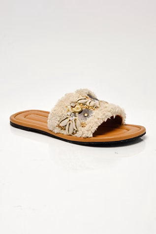Shipwreck Surf Sandal