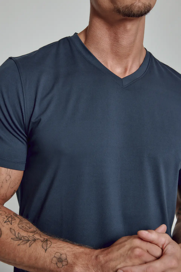 Core V-Neck Tee