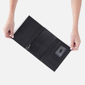 Essential Wallet Crossbody