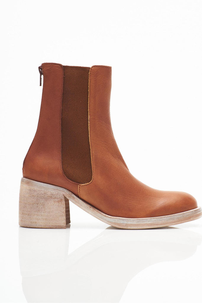 Essential Chelsea Boot