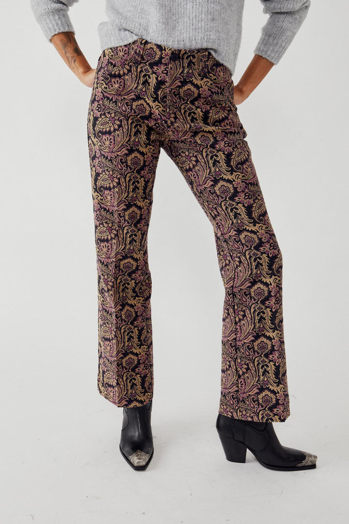 Walker Relaxed Jacquard Pant